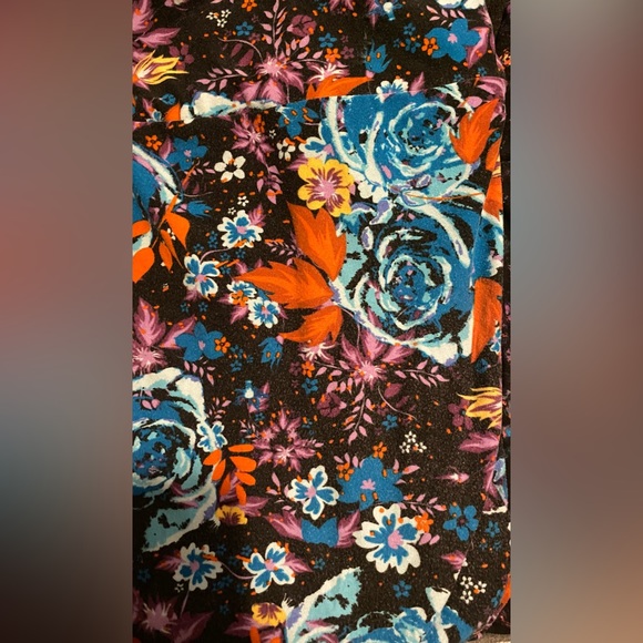 Lularoe lot of 7 TC leggings - Picture 6 of 8